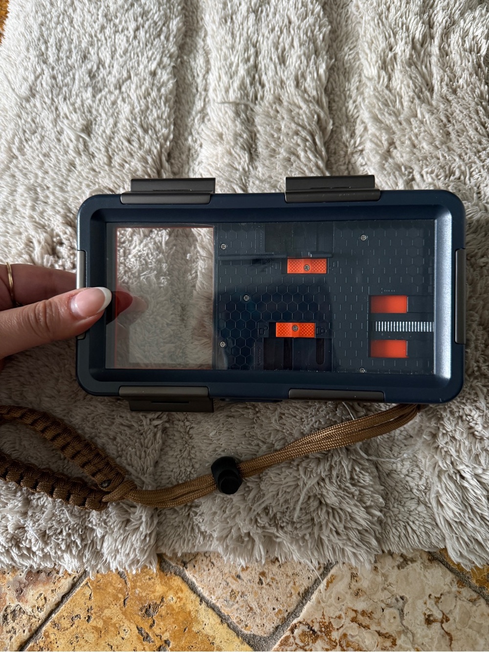 ShellBox Professional Waterproof Diving Phone Case – 2nd Generation - Picture 3 of 4